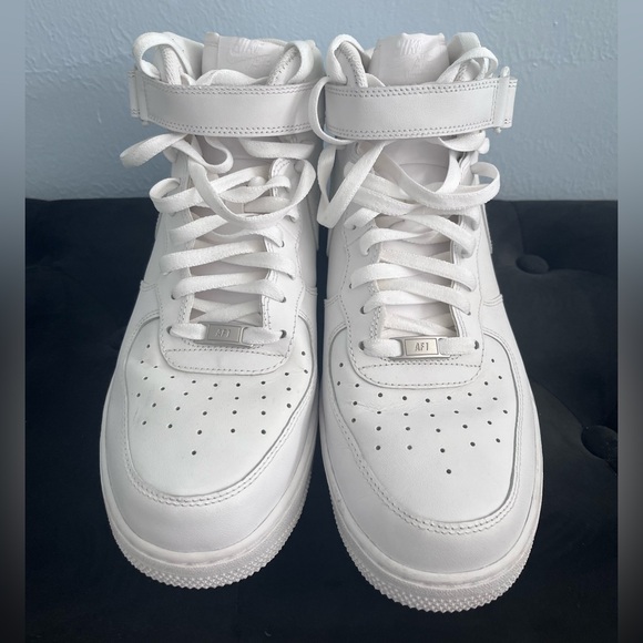 Air Force One High Tops - Picture 5 of 10